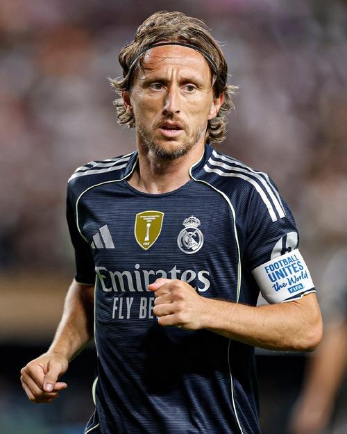 扑克规则对决策的影响（扑克规则如何影响决策）