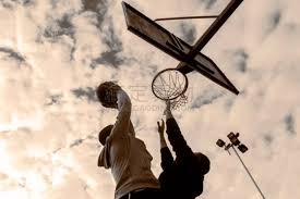 斗地主中盘判断关键（斗地主中期研判要点）